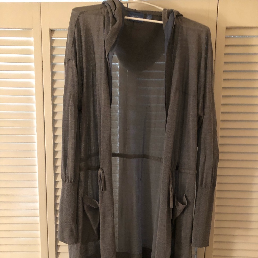Vera Wang robe